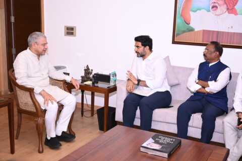 ఏపీకి కేంద్రం అండగా నిలవాలి.. అశ్విన వైష్ణవ్ కు నారా లోకేశ్ విజ్ఞప్తి..