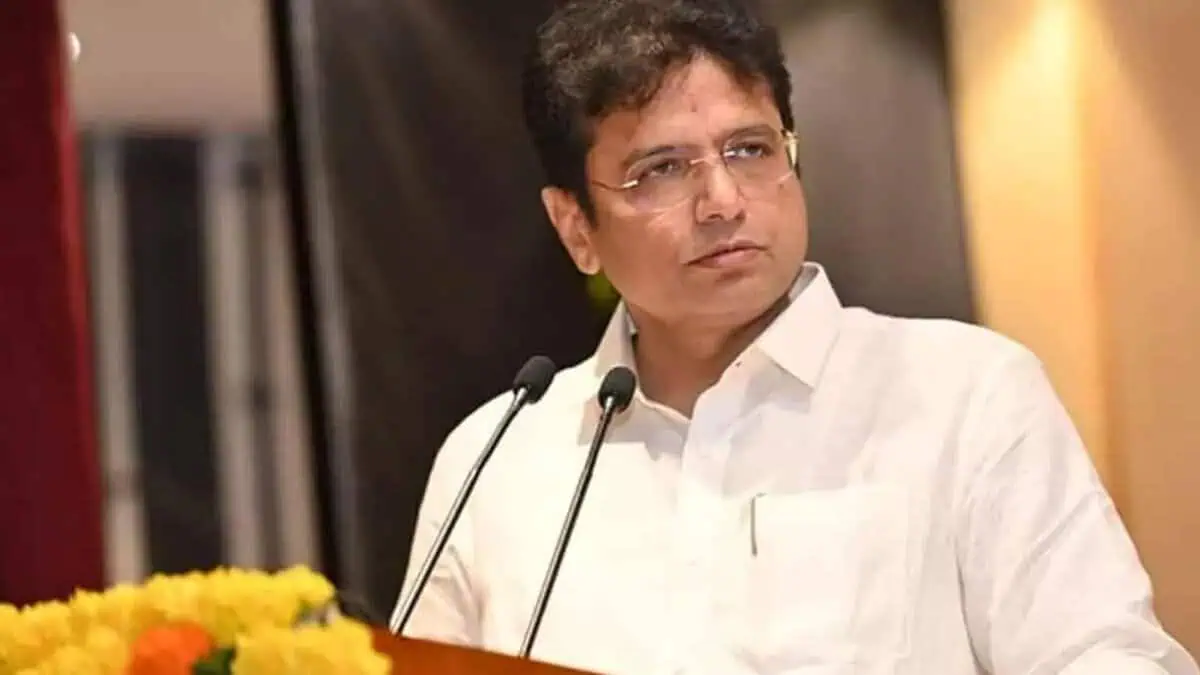 సెమీకండక్టర్ ప్రాజెక్టుపై తెలంగాణకు కేంద్రం అన్యాయం చేసింది: శ్రీధర్ బాబు..