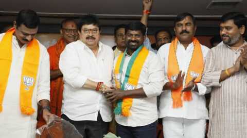 వేతన పెంపుపై చర్చలు ఫలించకపోతే షూటింగ్ లు బంద్: కార్మిక సంఘాలు..