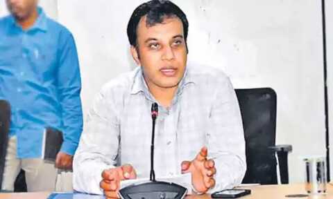 రేవంత్ రెడ్డితో బ్రిటన్ హైకమిషనర్ భేటీ.. తెలంగాణ విద్యార్థులకు యూకే స్కాలర్‌షిప్స్‌కు అంగీకారం..