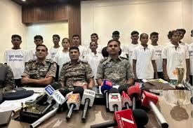 పరకామణి కేసు: మాజీ టీటీడీ చైర్మన్ భూమన కరుణాకర్ రెడ్డికి సీఐడీ నోటీసులు