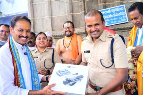 పల్స్ పోలియో పోస్టర్ ఆవిష్కరణ: ఐదేళ్లలోపు చిన్నారులకు చుక్కలు వేయించాలని ఎమ్మెల్యే కందికుంట పిలుపు