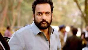 శివాజీ వివాదాస్పద వ్యాఖ్యలపై మహిళా కమిషన్ కొరడా: వ్యక్తిగతంగా హాజరు కావాలని నోటీసులు!