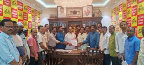 నాన్న జ్ఞాపకార్థం.. పదేళ్ల తర్వాత మళ్లీ సంక్రాంతి వేడుకలు: ఎమ్మెస్ నారాయణ కుమార్తె శశి ఆవేదన