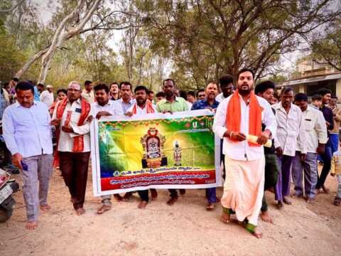 కదిరిలో ఆధ్యాత్మిక వెల్లువ: స్వాతి నక్షత్రం సందర్భంగా స్తోత్రాద్రి గిరిప్రదక్షిణలో పోటెత్తిన భక్తులు