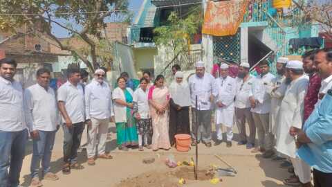 కదిరిలో రూ. 10 లక్షల వ్యయంతో ఆరోగ్య కేంద్రం ప్రహరీ గోడ నిర్మాణానికి భూమి పూజ