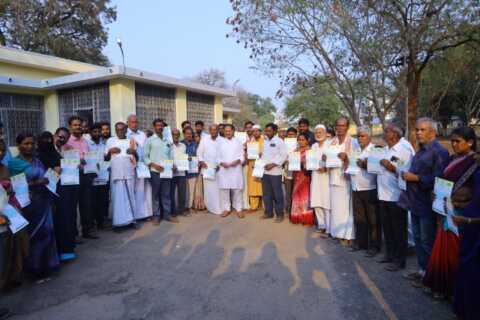 కదిరిలో ఘనంగా CMRF చెక్కుల పంపిణీ: 40 మంది లబ్ధిదారులకు ₹38.75 లక్షల ఆర్థిక సాయం అందజేసిన ఎమ్మెల్యే కందికుంట వెంకటప్రసాద్