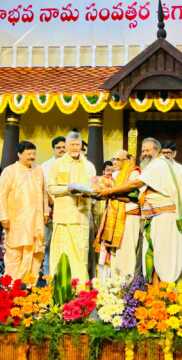 రాయలసీమ బీడు భూముల్లో సోలార్ వెలుగులు: కరువు నేలపై కురుస్తున్న కాసుల వర్షం.. అన్నదాతలకు అండగా కొత్త ప్రాజెక్టులు