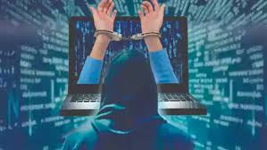 డిజిటల్ దాడుల ముప్పు: భావప్రకటనా స్వేచ్ఛకు సంకెళ్లు వేస్తున్న ‘ఆన్లైన్’ అరాచకం!