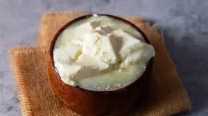 హైదరాబాద్‌లో భారీగా పట్టుబడ్డ కల్తీ పెరుగు: అంబర్‌పేటలో 2,500 కిలోల నిల్వలు స్వాధీనం