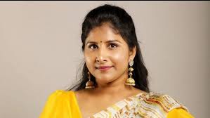 వివాదాస్పద పాటపై గాయని మంగ్లీ క్షమాపణలు: ‘సర్కే చునారే తేరీ సర్కే’ పాటను ప్లాట్‌ఫామ్స్ నుండి తొలగింపు