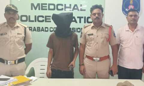 మేడ్చల్ హోటల్లో పాకిస్తాన్ ఏజెంట్ కలకలం..