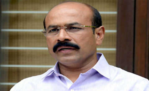 ప్రశ్నిస్తే జైల్లో పెడతారు..? చంద్రబాబు సర్కార్‌పై ఎస్వీ మోహన్ రెడ్డి ధ్వజం..