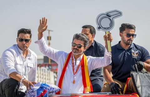 విజయ్ తన మేనిఫెస్టోలో ఏం చెప్పాడు..?