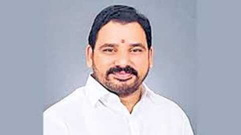 యూరియా యాప్‌లో పెద్ద స్కామ్..? రియల్ ఎస్టేట్ దందా కోసమేనా..? కేతిరెడ్డి సంచలన ఆరోపణలు..!
