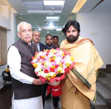 విజయవాడలో గవర్నర్ అబ్దుల్ నజీర్తో పవన్ కల్యాణ్ భేటీ..