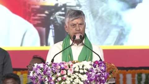 వెలిగొండ ప్రాజెక్టును ప్రారంభించిన సీఎం చంద్రబాబు..