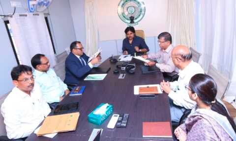 ఉప్పాడ తీరానికి రక్షణ కవచం.. పవన్ సమక్షంలో మద్రాస్‌ ఐఐటీతో ఒప్పందం..