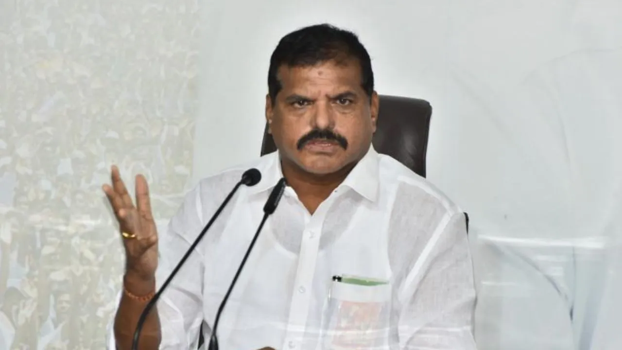 డీఎస్సీ వ్యవహారంపై సీబీఐ విచారణ జరపాలి.. మంత్రి లోకేష్ రాజీనామా చేయాలి: బొత్స