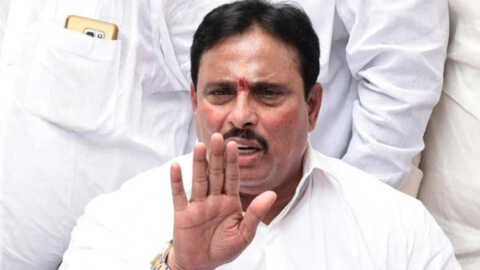కరవులో రైతాంగం.. దోపిడీలో కూటమి ప్రభుత్వం: పేర్ని నాని
