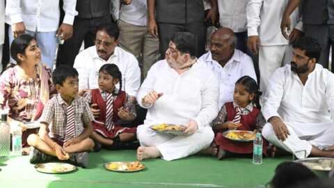 పాఠశాలల్లో అల్పాహార పథకం.. సీఎం రేవంత్ రెడ్డి కీలక ఆదేశాలు..